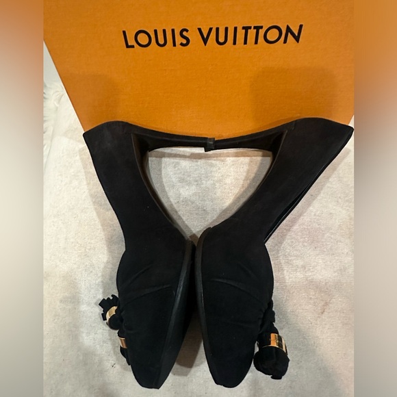 Louis Vuitton heels - Picture 6 of 12